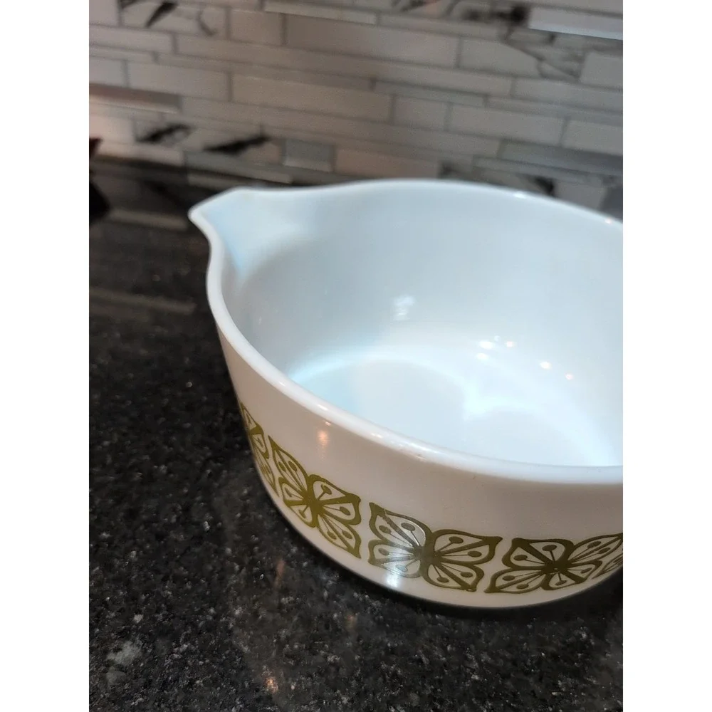 Pyrex vintage please